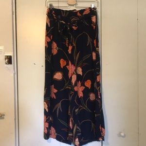 Loft Floral Cropped Pants